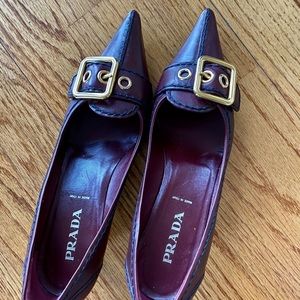 Vintage Prada kitten heel mule
